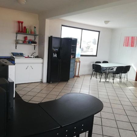 Hostal Avante Toluca Bagian luar foto