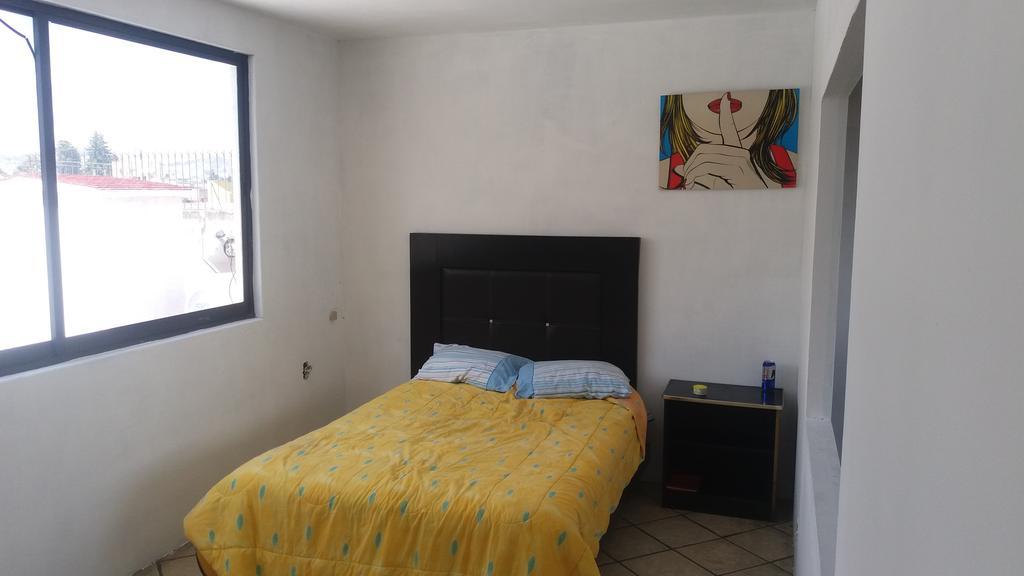 Hostal Avante Toluca Bagian luar foto