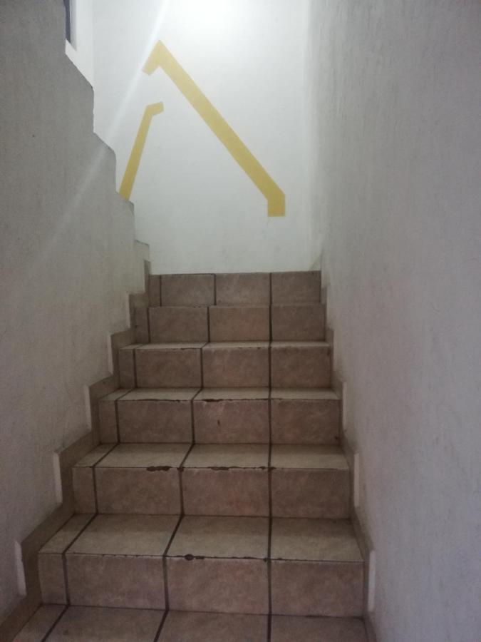 Hostal Avante Toluca Bagian luar foto
